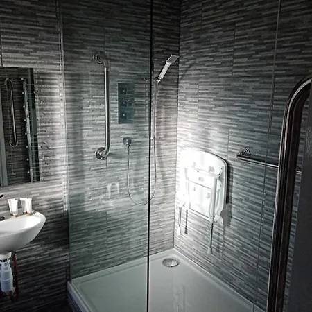 The Norfolk Arms 3* Sheffield